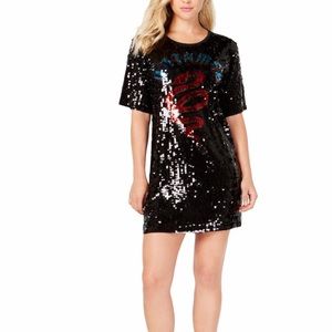 Guess Crew Neck T-Shirt Dress (Untamed) Small